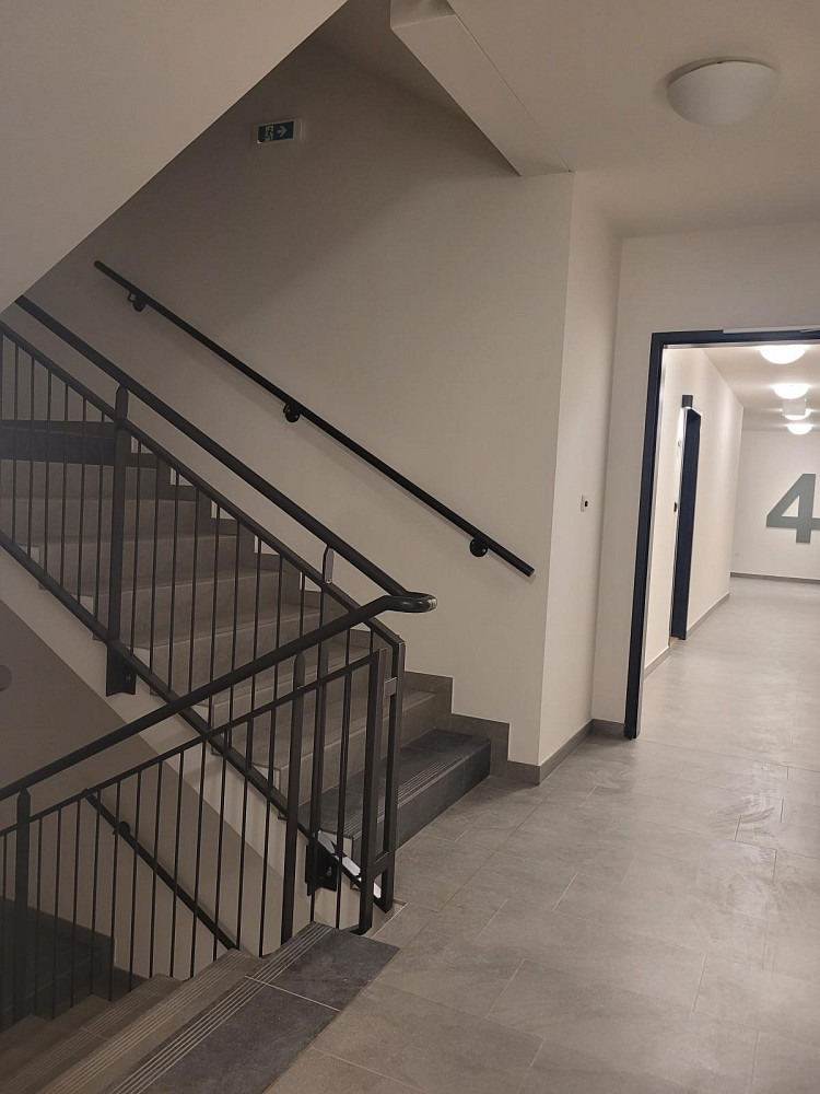 Pronájem bytu 1+kk 38 m² – fotografie 3