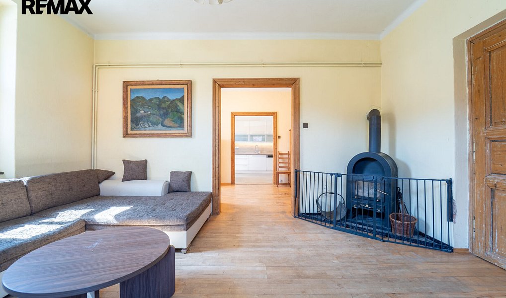 Prodej domu 220 m² s pozemkem 312 m², Kostelec nad Černými lesy – náhled fotky 2