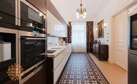 Pronájem bytu 5+1 184 m²