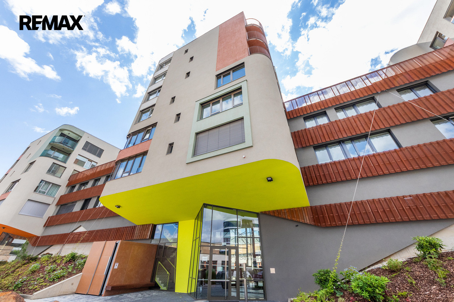 Pronájem bytu 1+kk 37 m² — photo 4