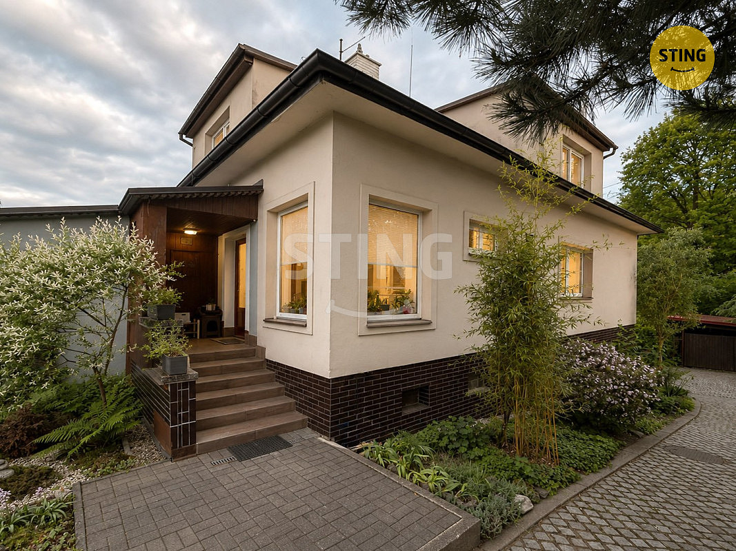 Prodej domu 420 m² s pozemkem 848 m² — photo 2
