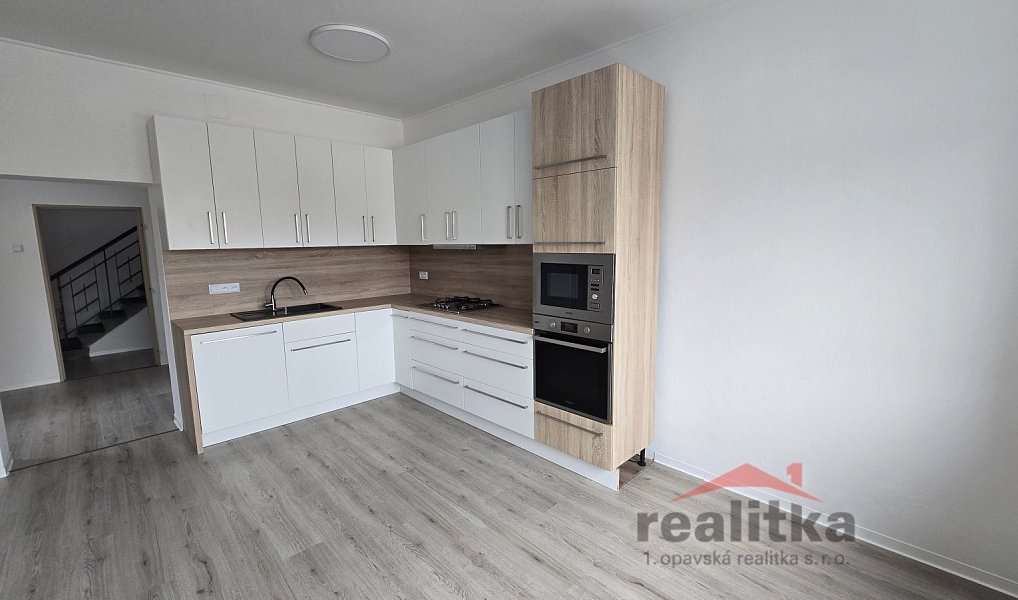 Prodej domu 150 m² s pozemkem 676 m², Štěpánkovice – náhled fotky 2