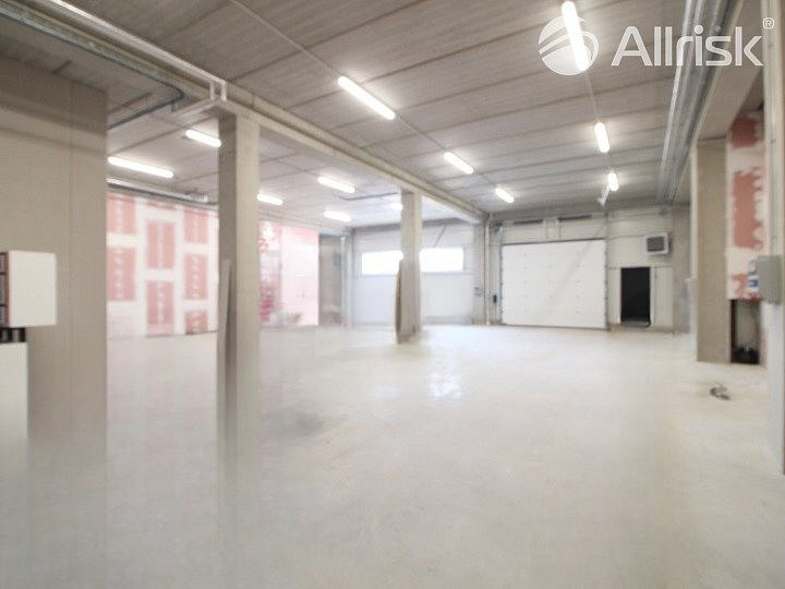 Pronájem výrobních prostor 570 m² — photo 4