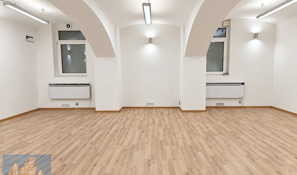 Prodej kanceláře 65 m², Praha – náhled fotky 2