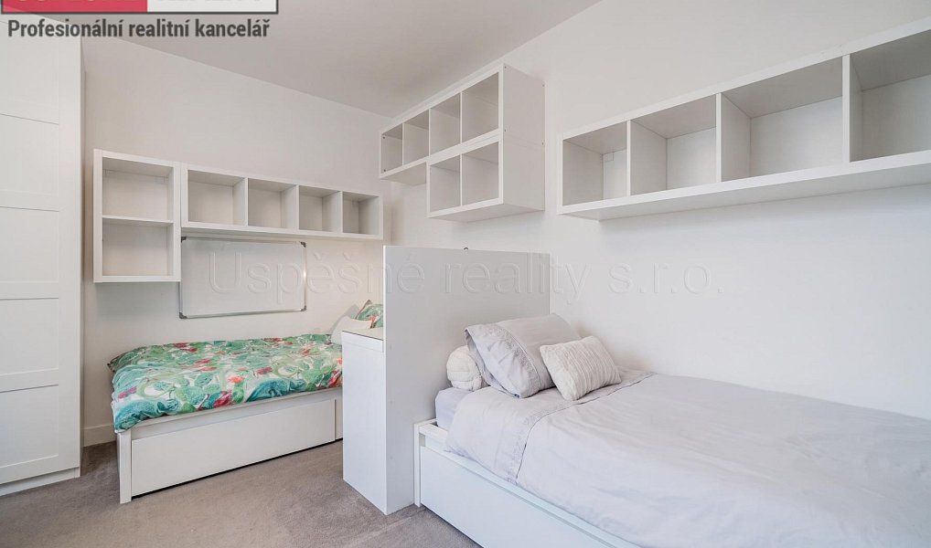 Prodej bytu 3+1 84 m², Praha – náhled fotky 26