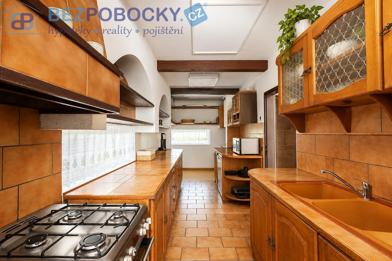 Prodej domu 243 m² s pozemkem 2 575 m² – fotografie 3