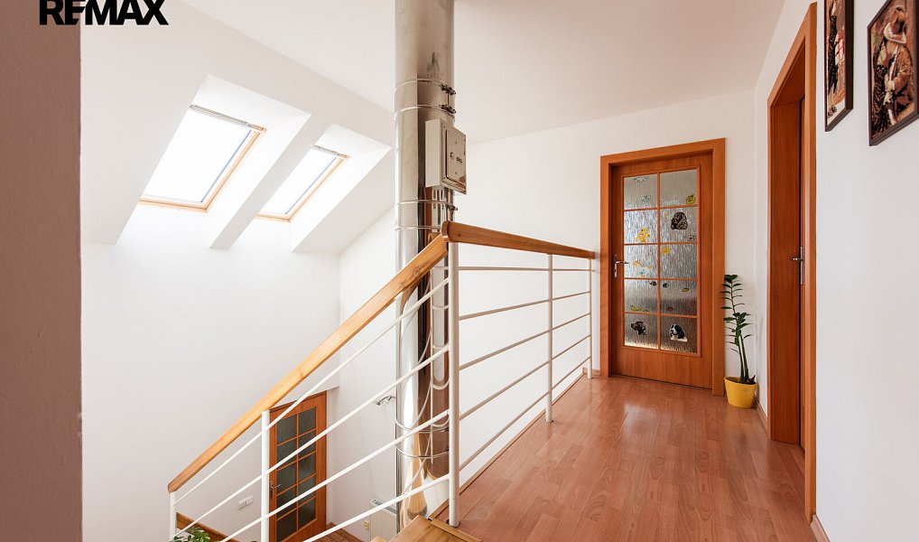 Prodej domu 209 m² s pozemkem 1 446 m², Bedihošť – náhled fotky 19