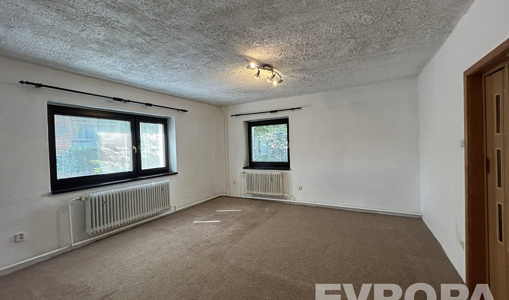 Prodej domu 250 m² s pozemkem 2 264 m², Nový Bor – náhled fotky 24