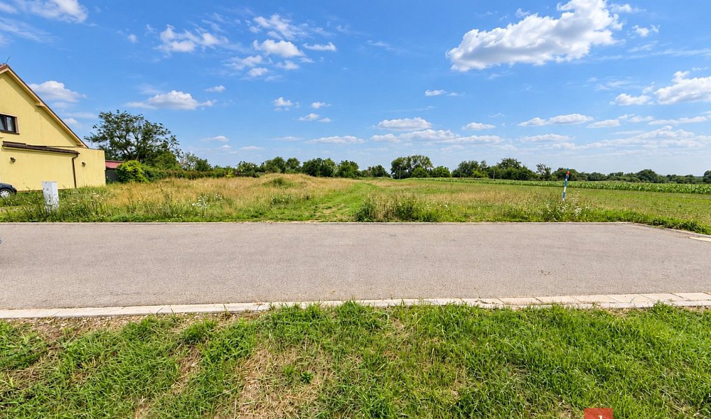 Prodej stavebního pozemku 1 019 m², Vranovice – náhled fotky 5