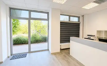 Pronájem obchodních prostor 94 m², Okružní, Zlín