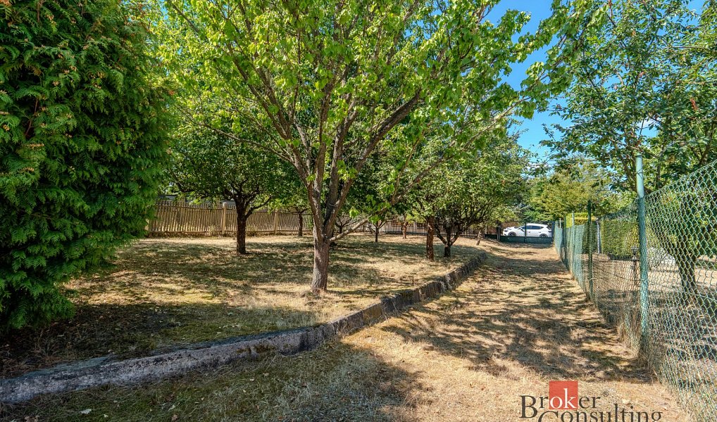 Prodej stavebního pozemku 1 127 m², Plzeň – náhled fotky 4