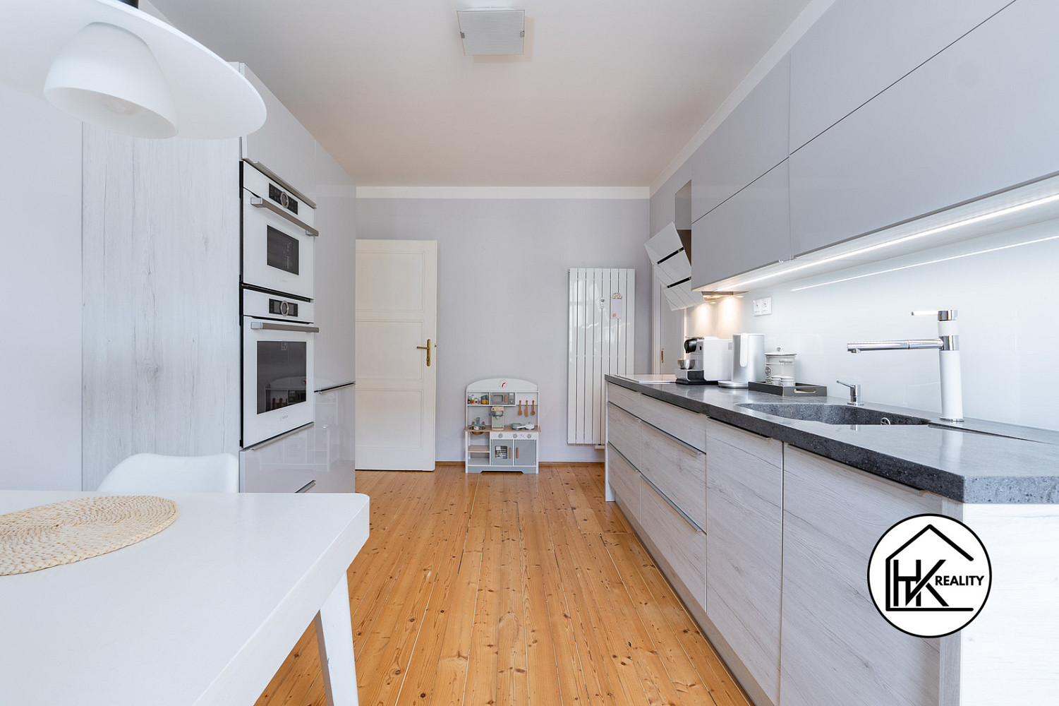 Prodej bytu 3+1 93 m² – fotografie 2