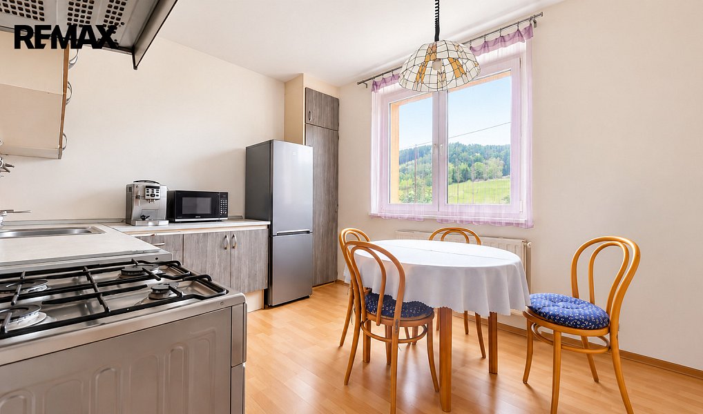 Prodej bytu 3+1 81 m², Klášterec nad Ohří – náhled fotky 2