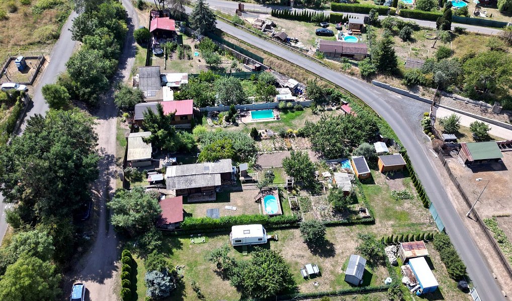 Prodej stavebního pozemku 683 m², Louny – náhled fotky 3