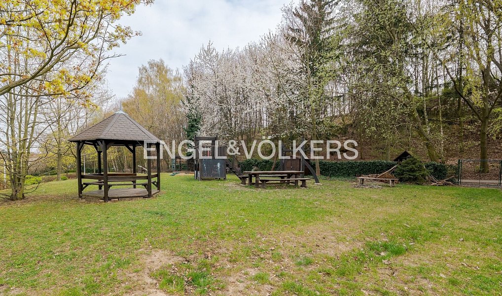 Prodej bytu 3+kk 101 m², Praha – náhled fotky 14