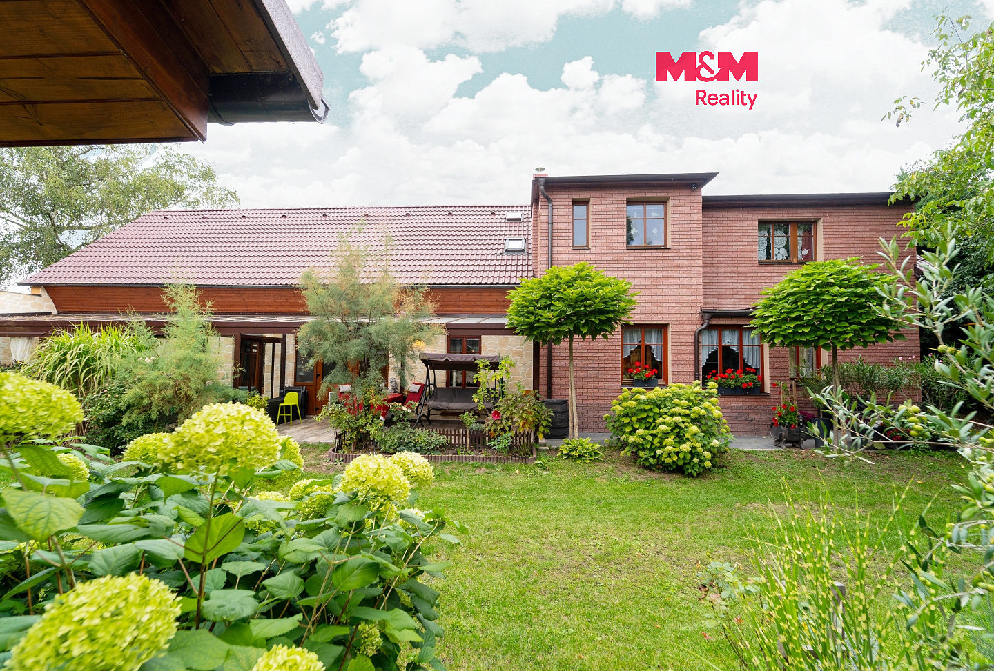 Prodej domu 162 m² s pozemkem 1 501 m²