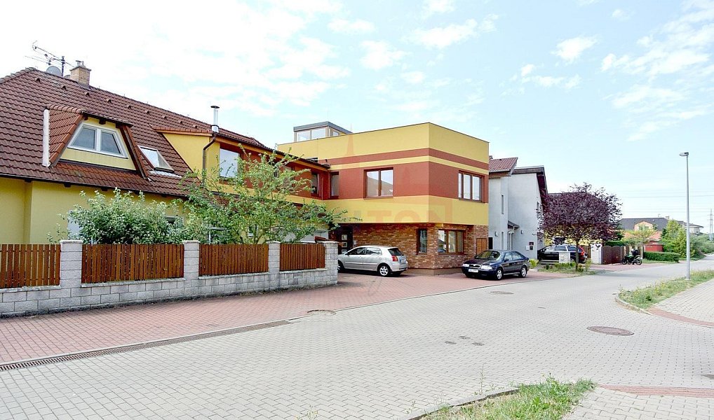 Pronájem bytu 1+kk 22 m², Praha – náhled fotky 15