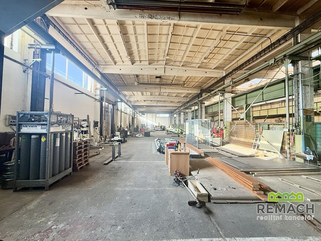 Pronájem výrobních prostor 600 m² – fotografie 3