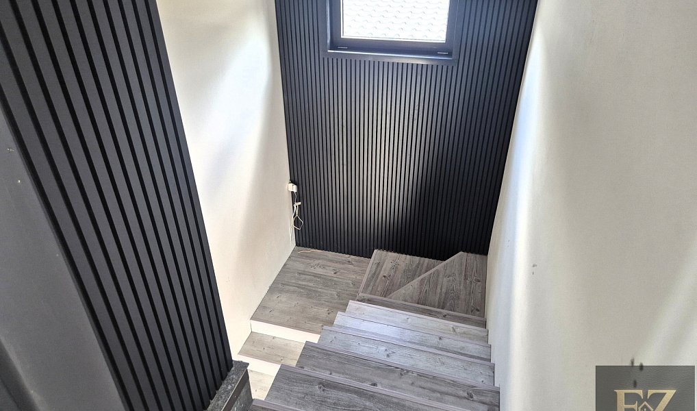 Prodej domu 141 m² s pozemkem 810 m², České Velenice – náhled fotky 16
