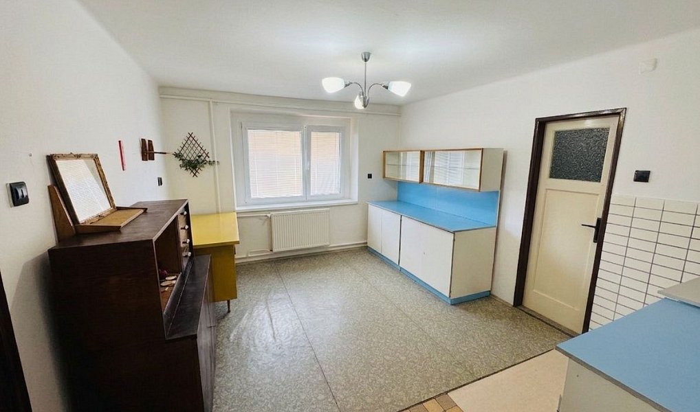 Prodej domu 240 m² s pozemkem 1 207 m², Ostřešany – náhled fotky 11