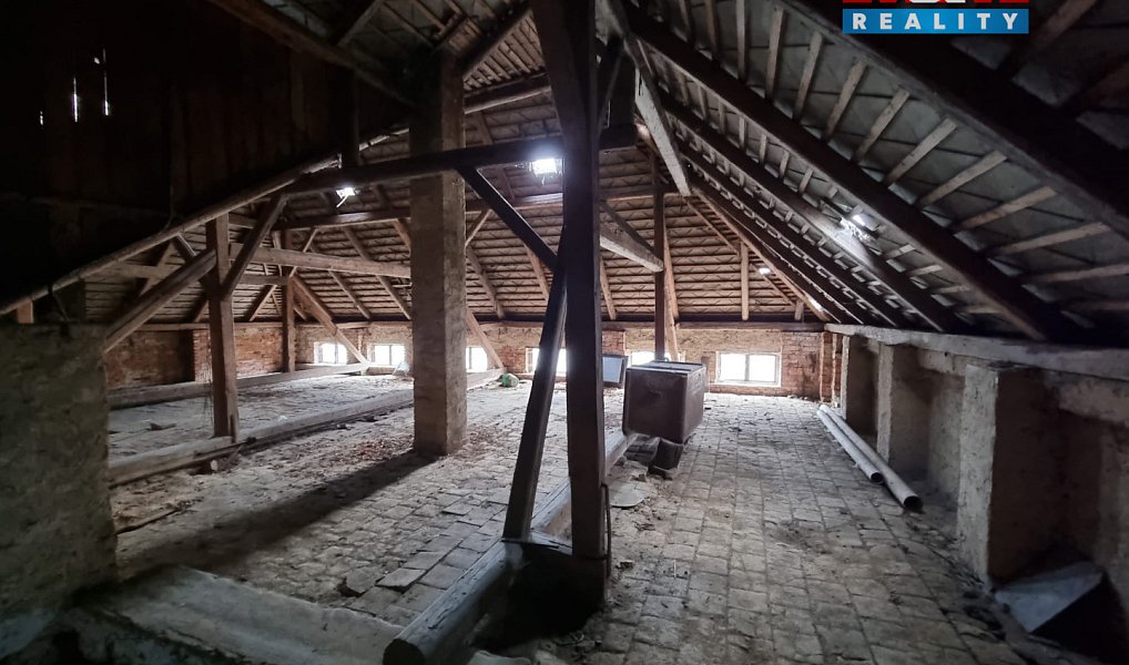 Prodej domu 361 m² s pozemkem 210 m², Radiměř – náhled fotky 16