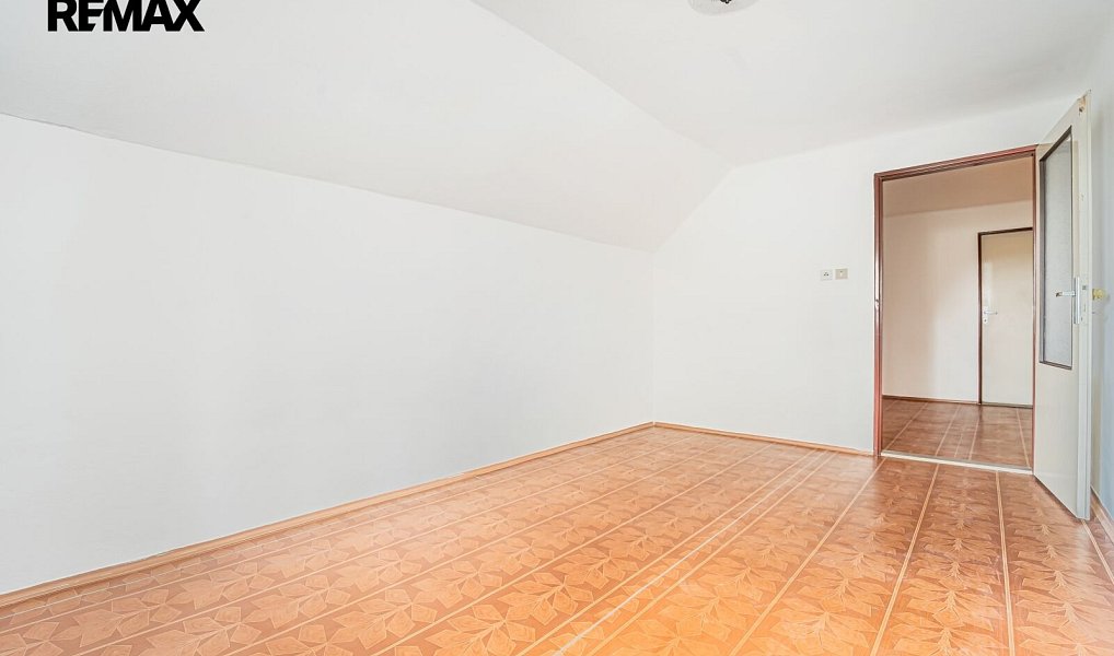Prodej domu 155 m² s pozemkem 504 m², Kladno – náhled fotky 18