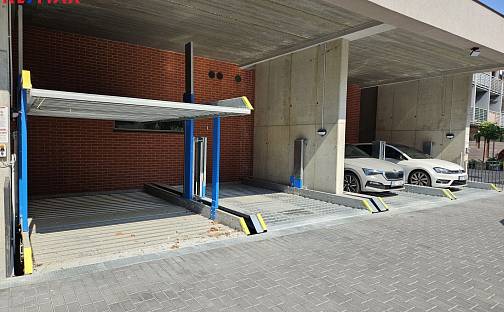 Pronájem krytého parkovacího stání, Chrudim