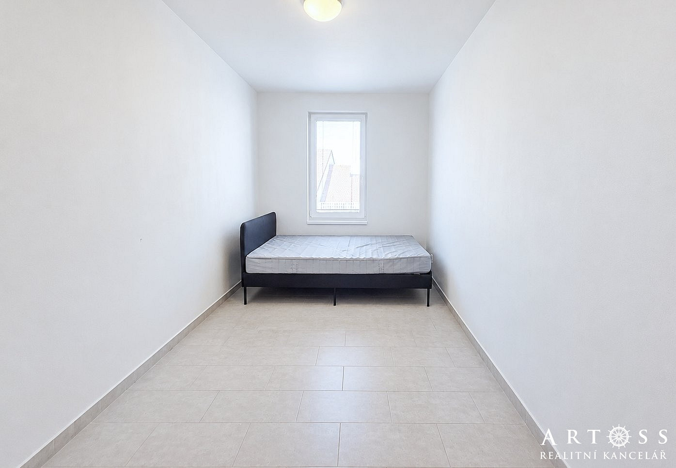 Pronájem bytu 1+1 34 m² — photo 2