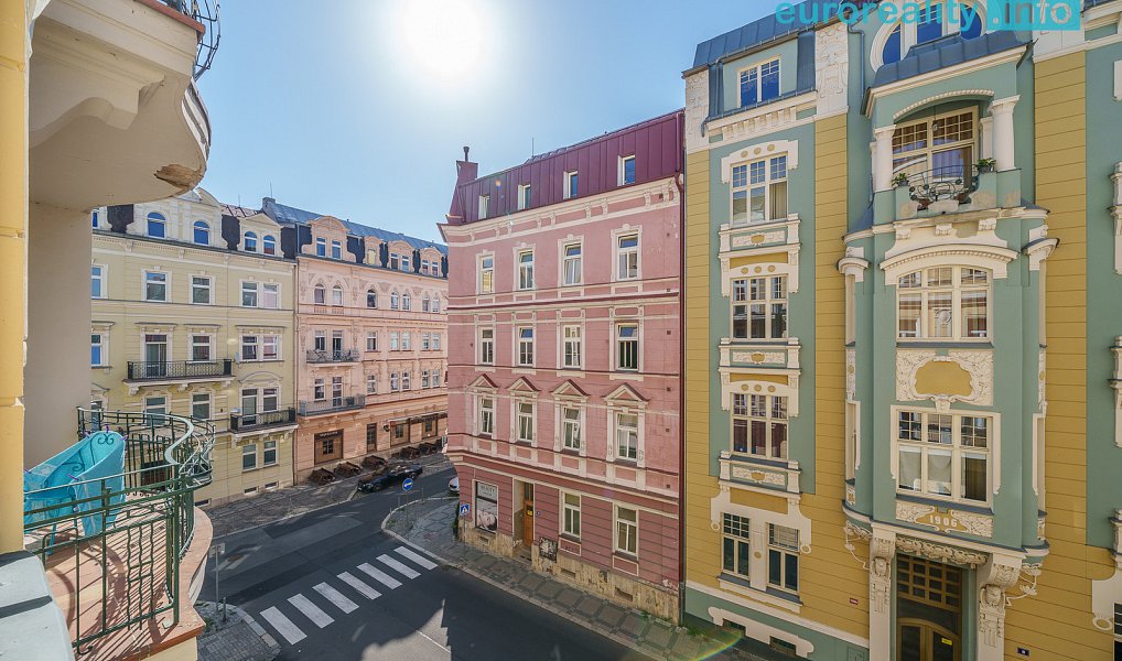 Prodej bytu 2+1 80 m², Karlovy Vary – náhled fotky 15