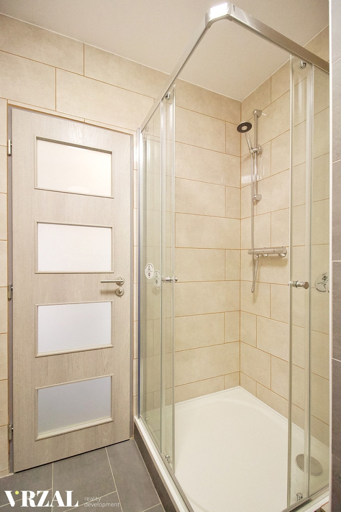 Pronájem bytu 1+kk 20 m² - Więcej