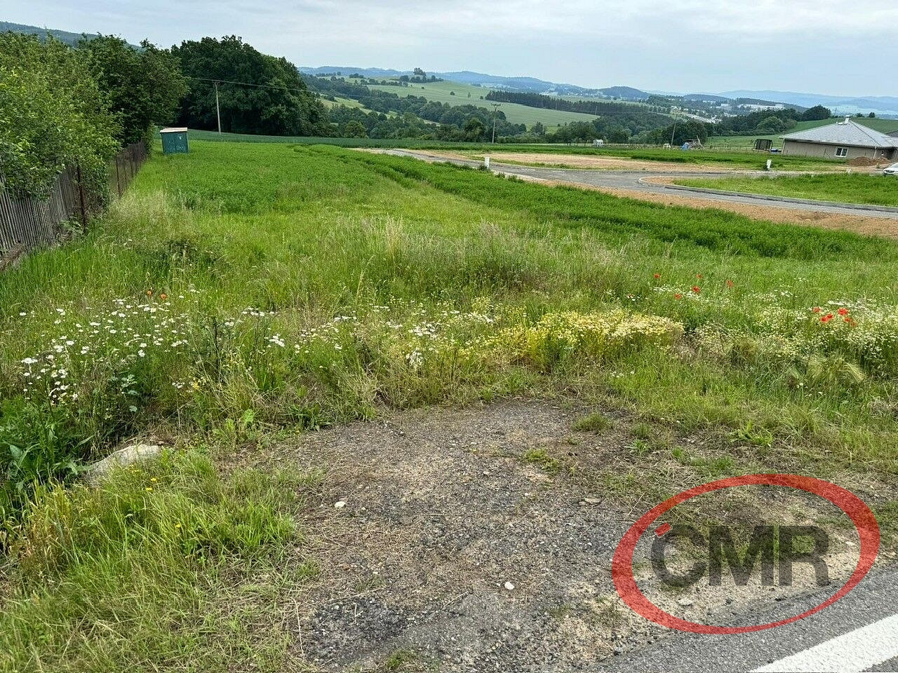 Prodej stavebního pozemku 1 035 m² – fotografie 4