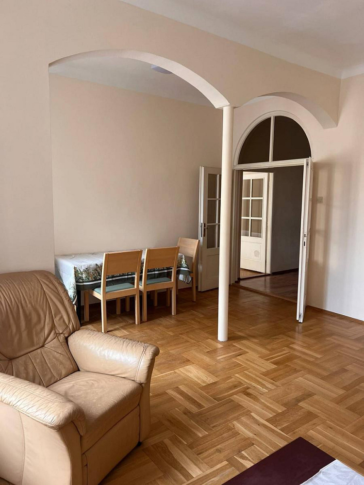 Pronájem bytu 4+1 140 m² – fotografie 5