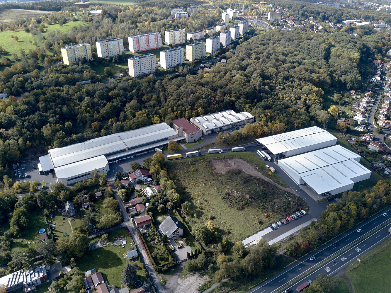 Pronájem skladovacích prostor 2 000 m² – fotografie 3