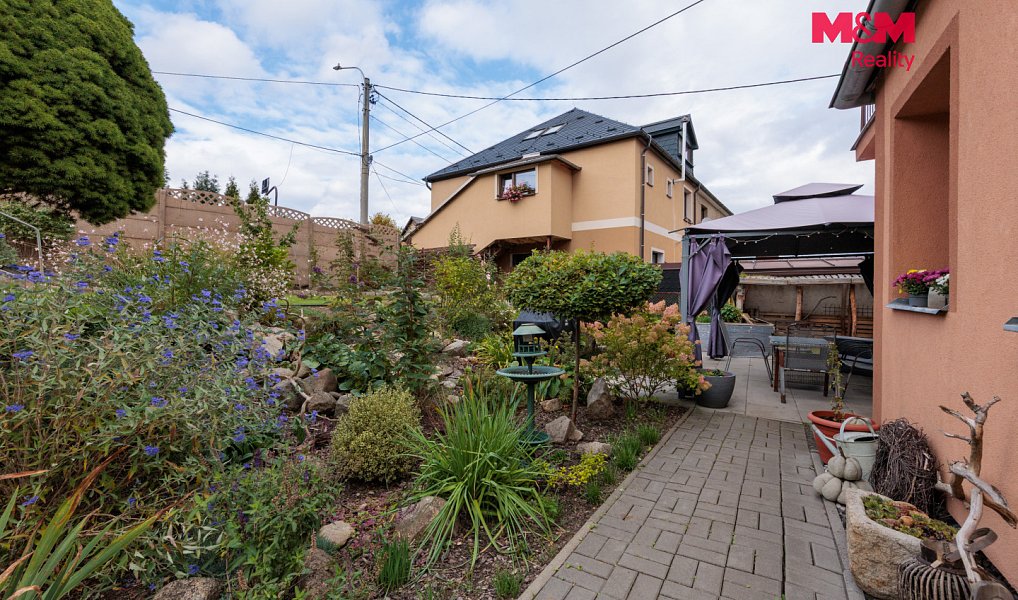 Prodej domu 160 m² s pozemkem 987 m², Nová Role – náhled fotky 17