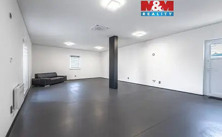 Pronájem obchodních prostor 65 m², Panešova, Mělník