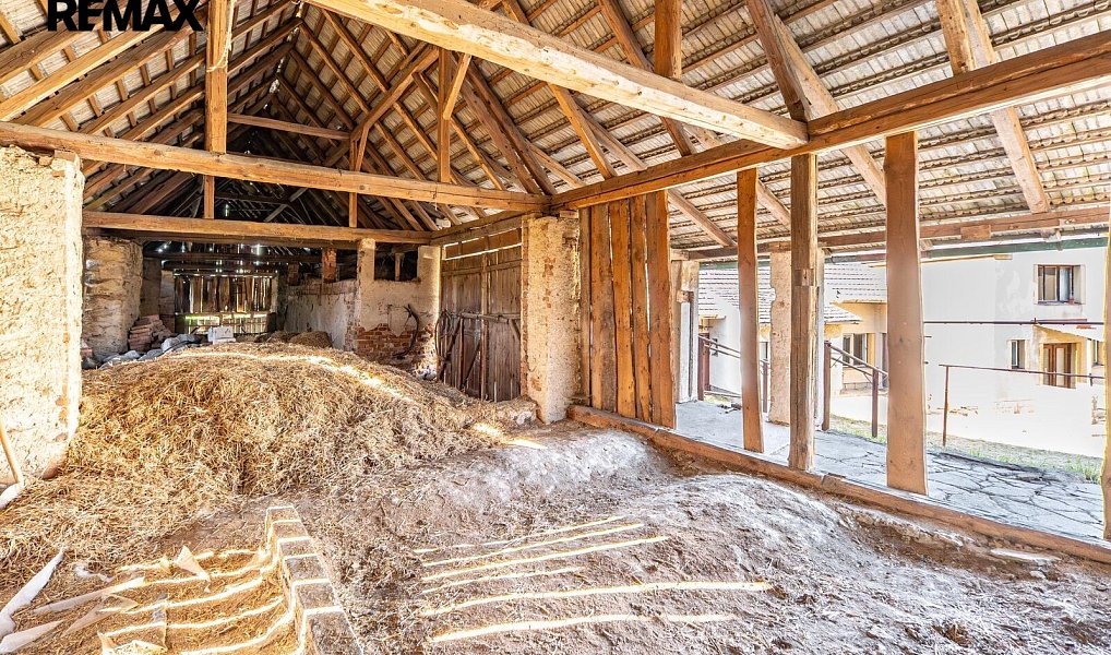 Prodej chaty/chalupy 390 m² s pozemkem 1 268 m², Bernartice – náhled fotky 4