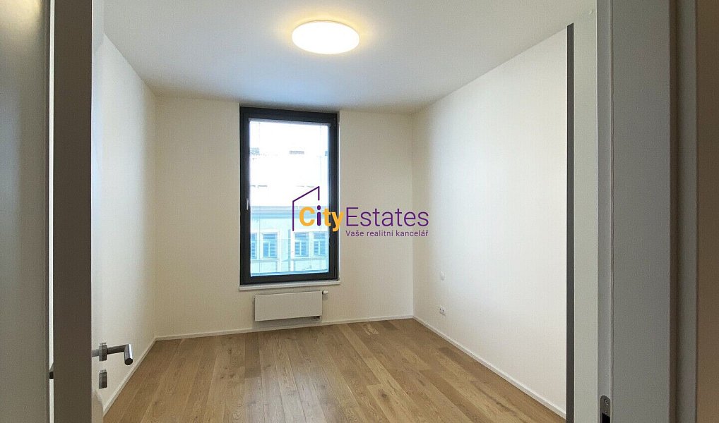 Pronájem bytu 2+kk 56 m², Praha – náhled fotky 9