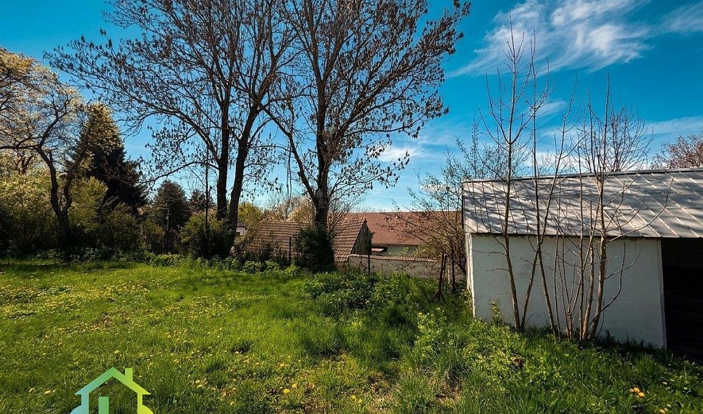 Prodej stavebního pozemku 1 000 m², Opařany – náhled fotky 12