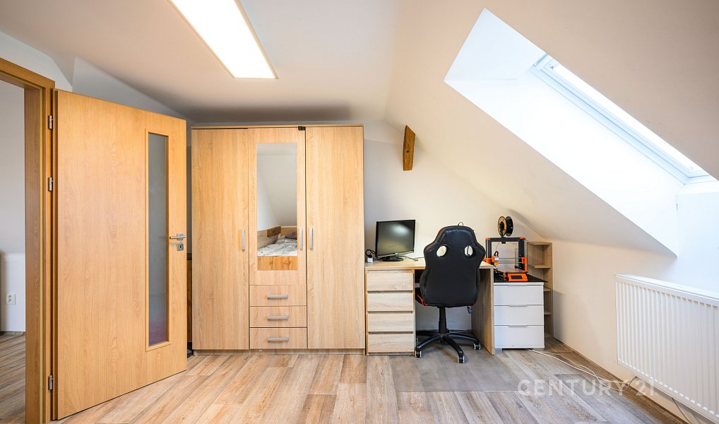 Prodej domu 180 m² s pozemkem 1 679 m², Červený Hrádek – náhled fotky 15