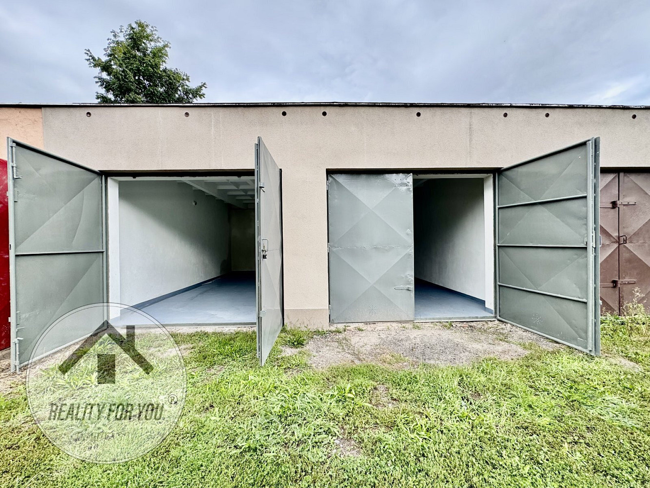 Pronájem garáže po kompletní rekonstrukci - Mladá Boleslav – fotografie 4