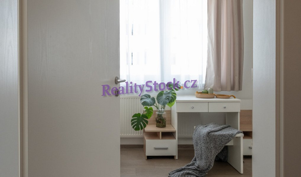 Prodej bytu 4+kk 119 m², Praha – náhled fotky 14