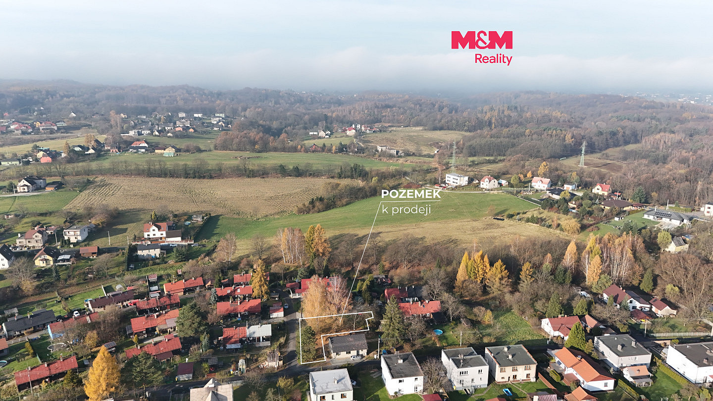 Prodej stavebního pozemku 989 m²