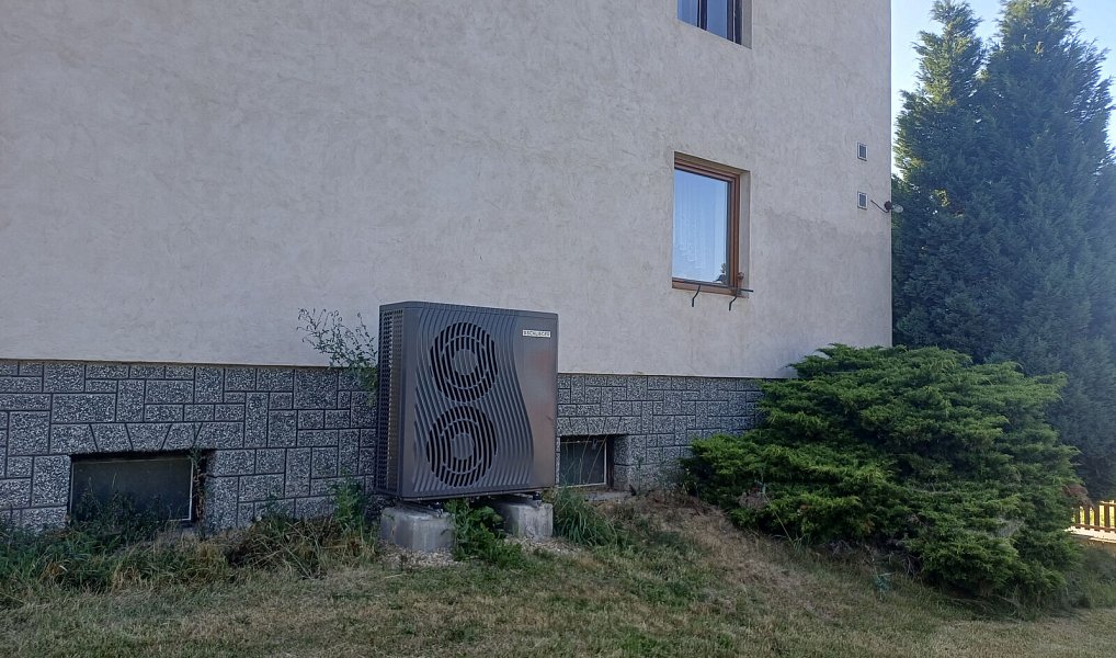 Prodej domu 169 m² s pozemkem 6 642 m², Hořice – náhled fotky 3