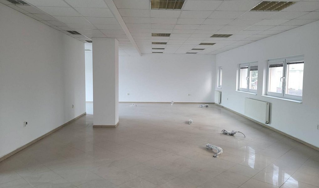 Pronájem obchodních prostor 137 m², Strakonice – náhled fotky 3