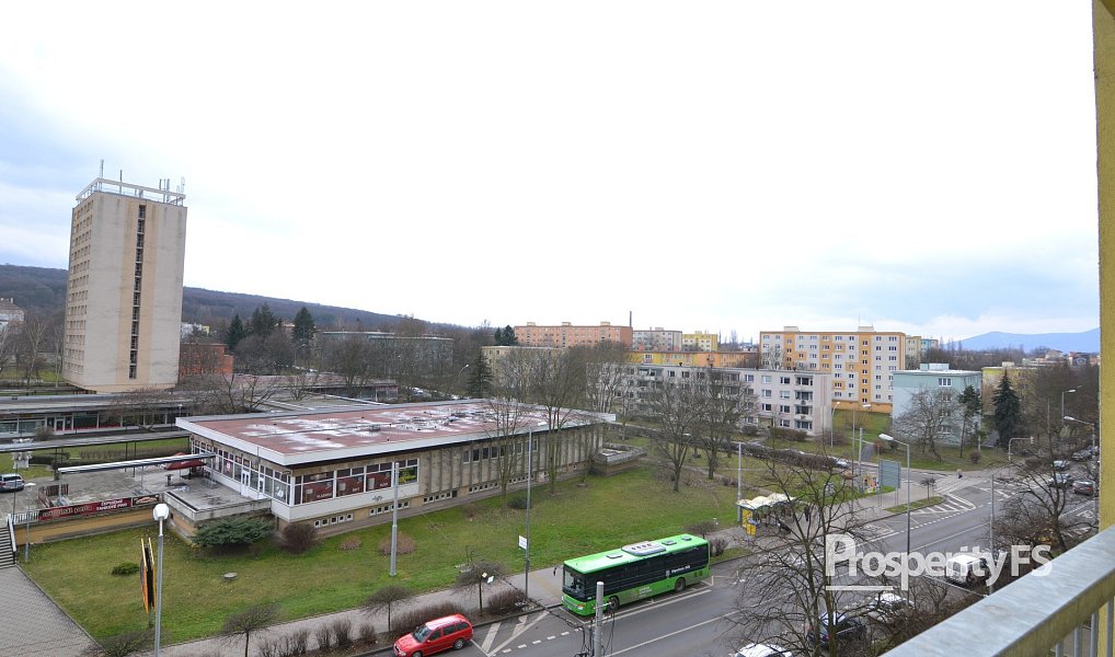 Pronájem bytu 3+1 72 m², Teplice – náhled fotky 9