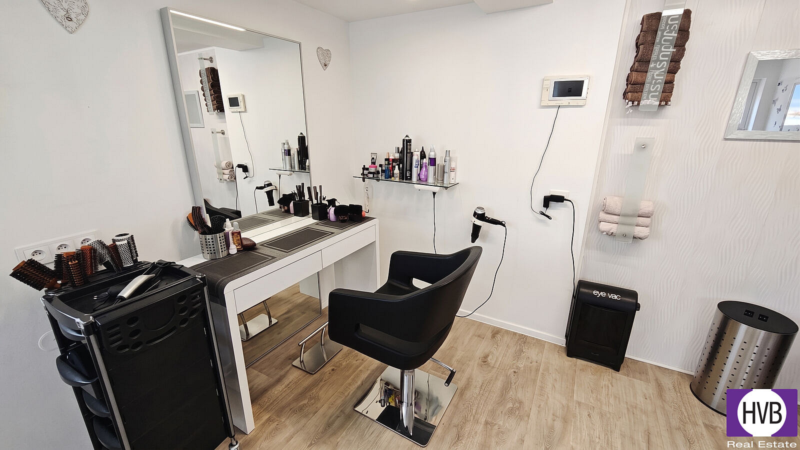 Pronájem obchodních prostor 47 m² – fotografie 4