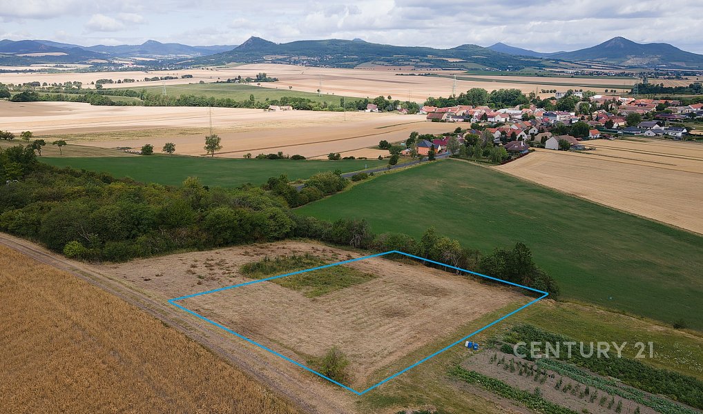 Prodej zahrady 1 493 m², Úpohlavy – náhled fotky 5