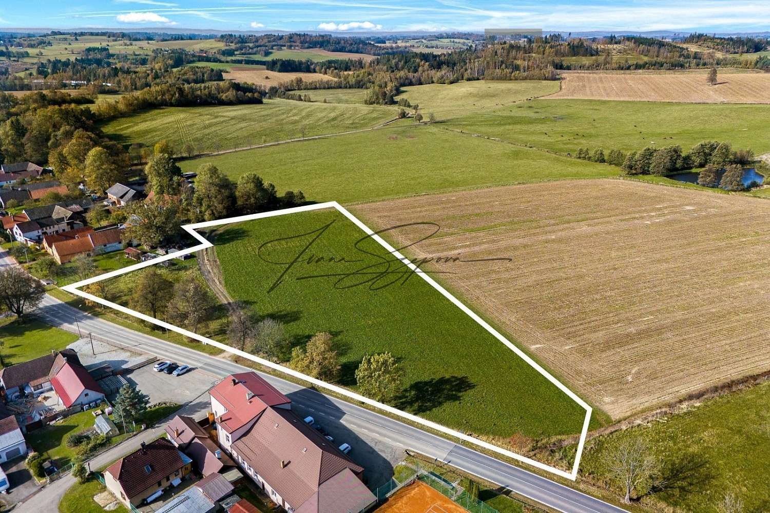 Prodej stavebního pozemku 15 580 m²