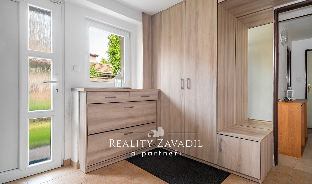 Prodej domu 166 m² s pozemkem 780 m², Žiželice – náhled fotky 4