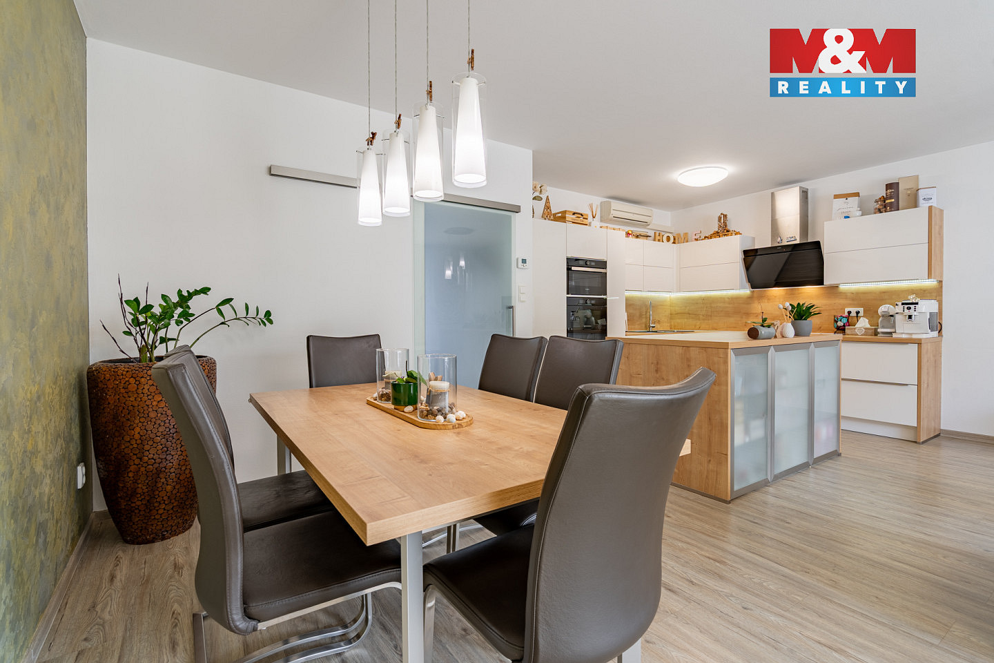 Prodej domu 145 m² s pozemkem 439 m² — photo 3